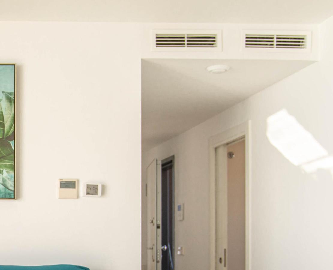 Modern sea front jacuzzi Blue Sky Apartment Alicante Exterior foto